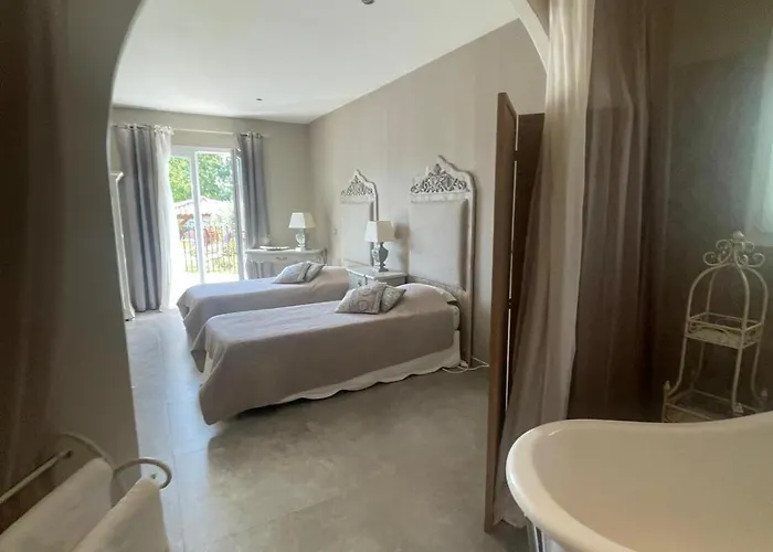 Luxueuse Privee Avec Piscine Lagon Willa Calenzana