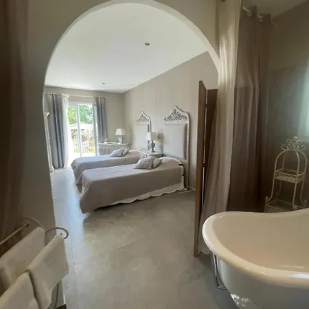 Luxueuse Privee Avec Piscine Lagon ヴィラ カロンザナ