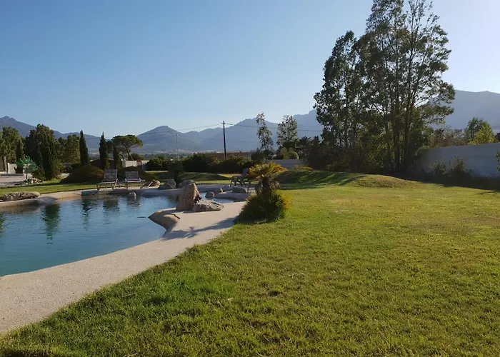 Luxueuse Privee Avec Piscine Lagon 别墅